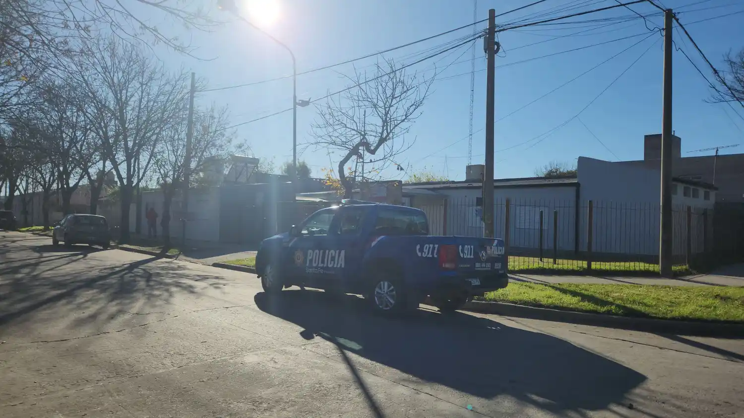 vecinal de barrio güemes de rafaela robo patrullero movil policia día despejado - 4
