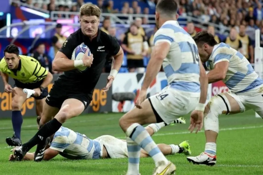 Fin de la ilusión: los All Blacks aplastaron 44-6 a Los Pumas en las semifinales del Mundial de Rugby
