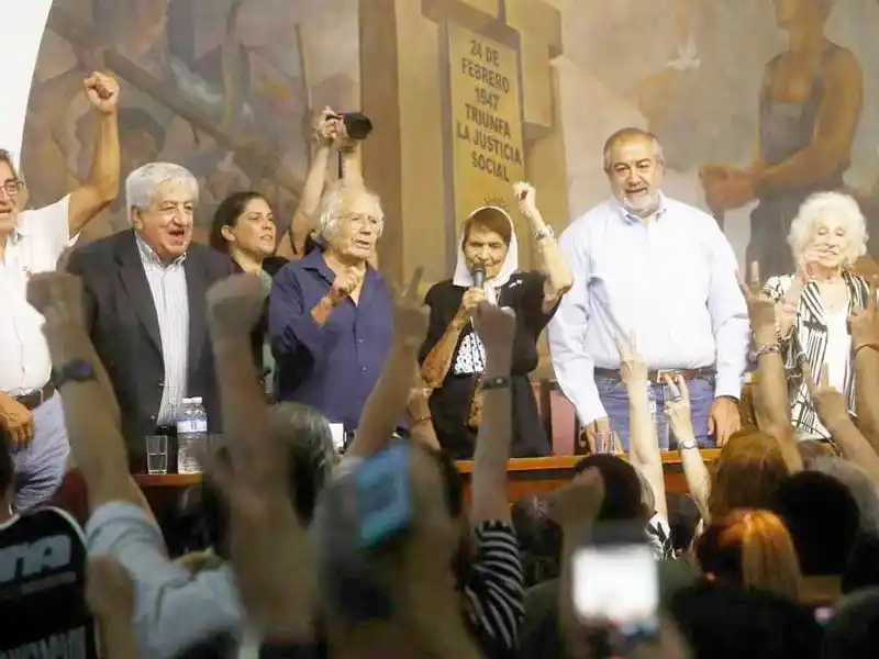 Organismos de DDHH se movilizan en todo el 
país para conmemorar a los 30 mil desaparecidos