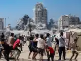 Israel bombardeó edificios de la ciudad de Gaza.