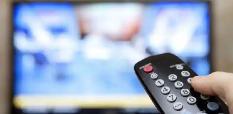 Casi 7 de cada 10 familias hicieron recortes en sus servicios de Internet y TV
