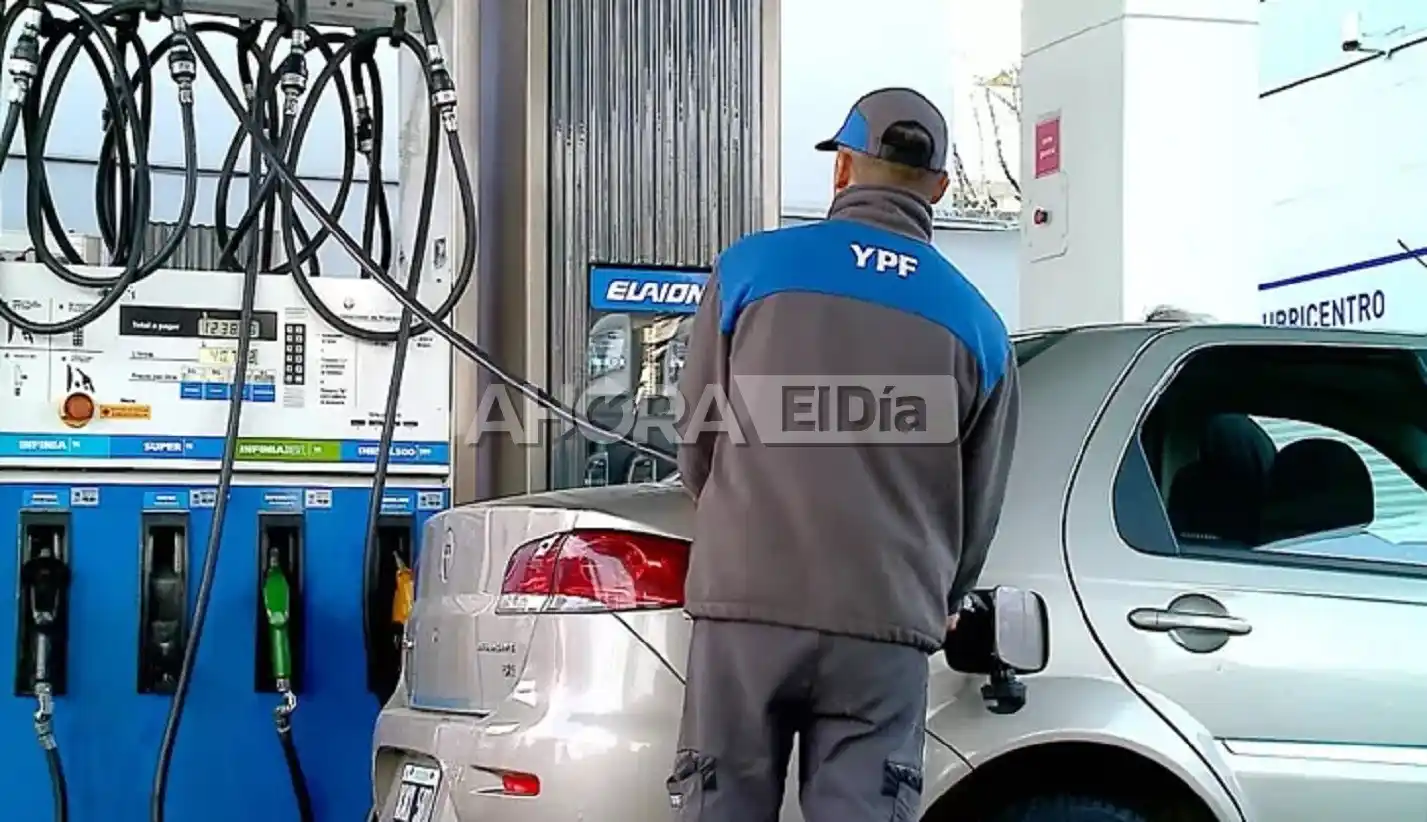 YPF vuelve a aumentar los precios de los combustibles a partir de enero