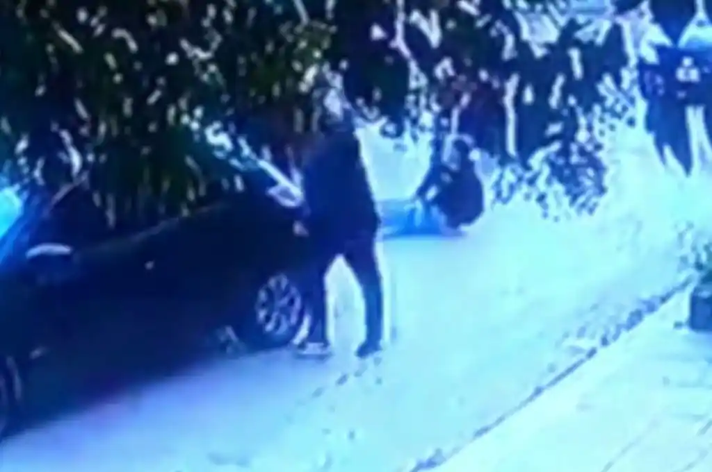 Jóvenes golpeados por patovicas