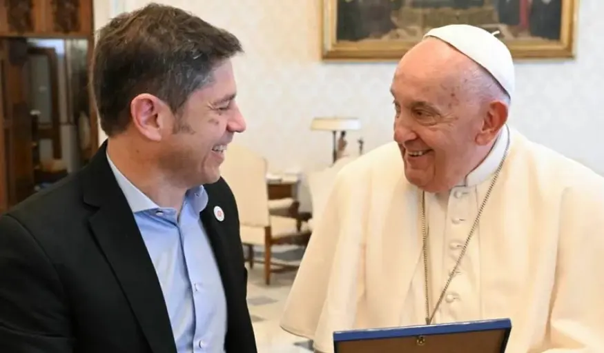 Kicillof despidió al Papa Francisco: "Su mensaje queda en los corazones de millones"