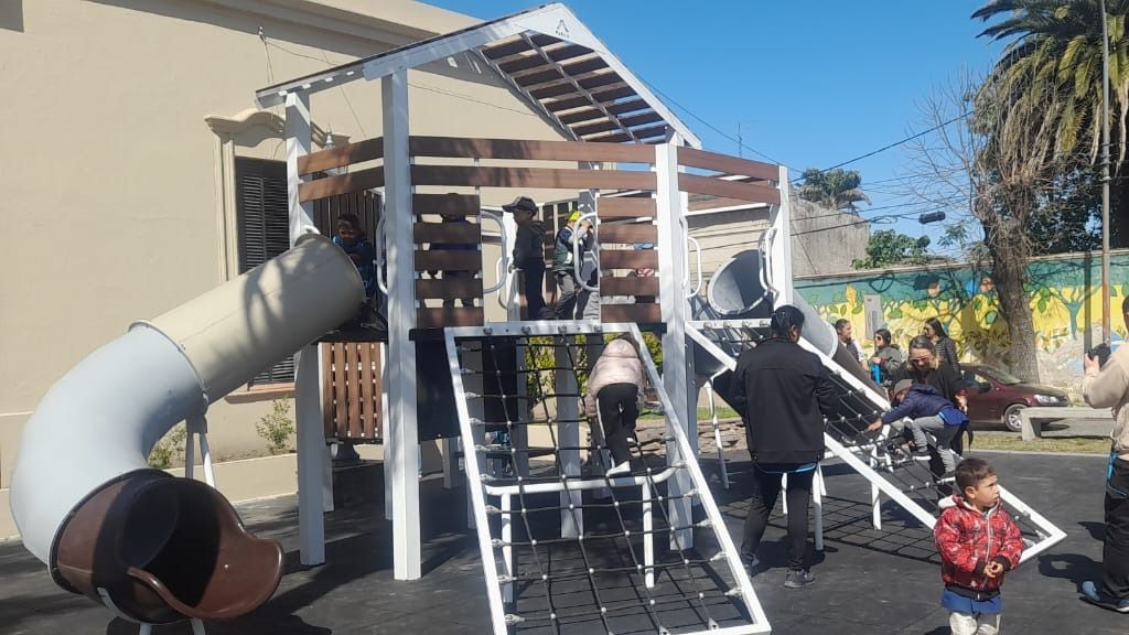 Inauguraron la renovación del Paseo Rocamora con nuevos juegos y mejoras integrales