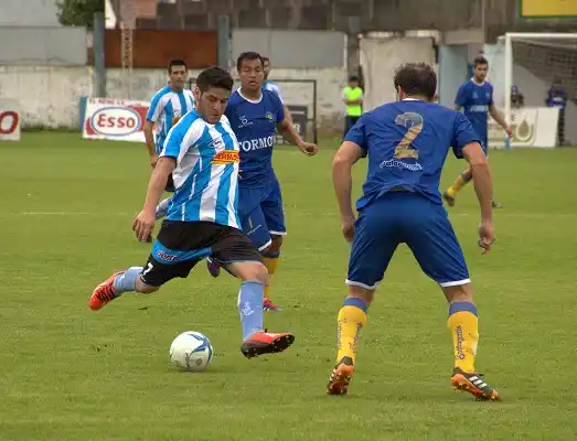 Sobre el final, Chaco For Ever le ganó 3 a 2 a Juventud Unida 