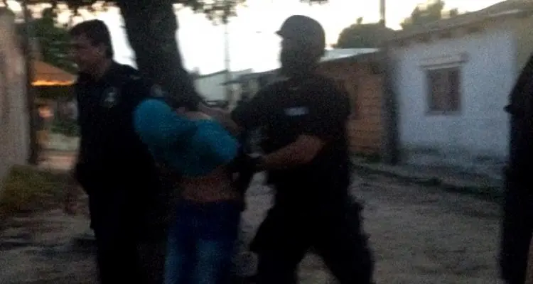 Dos detenidos en un allanamiento en el barrio Malvinas