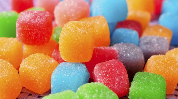 ANMAT prohibió la venta de falsas gomitas "Mogul"