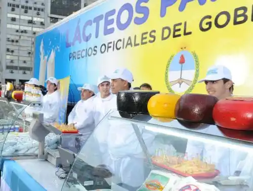 San Nicolás: Pastas y Lácteos para Todos en la ciudad