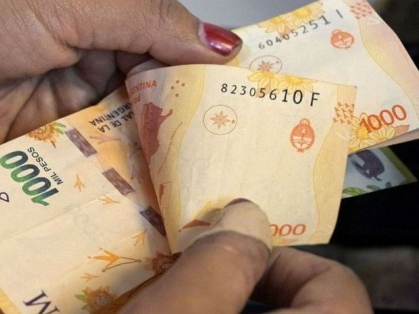 Los salarios aumentaron 2,5 % en julio, con mayor incidencia del sector no registrado