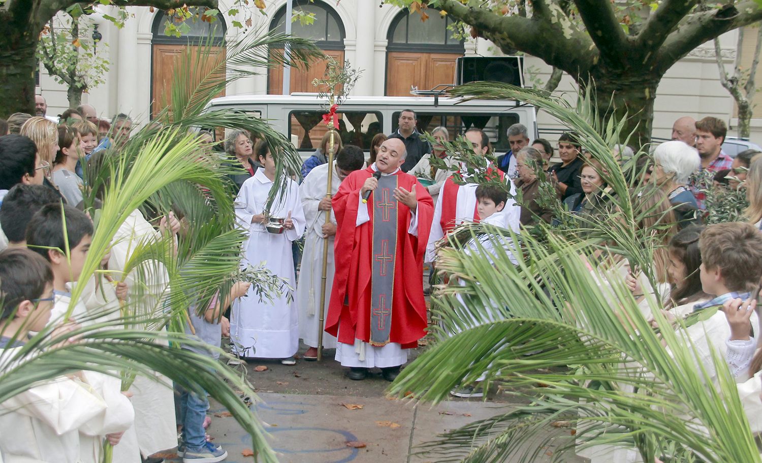 Bendición de ramos. Se realiza una semana antes de la Pascua