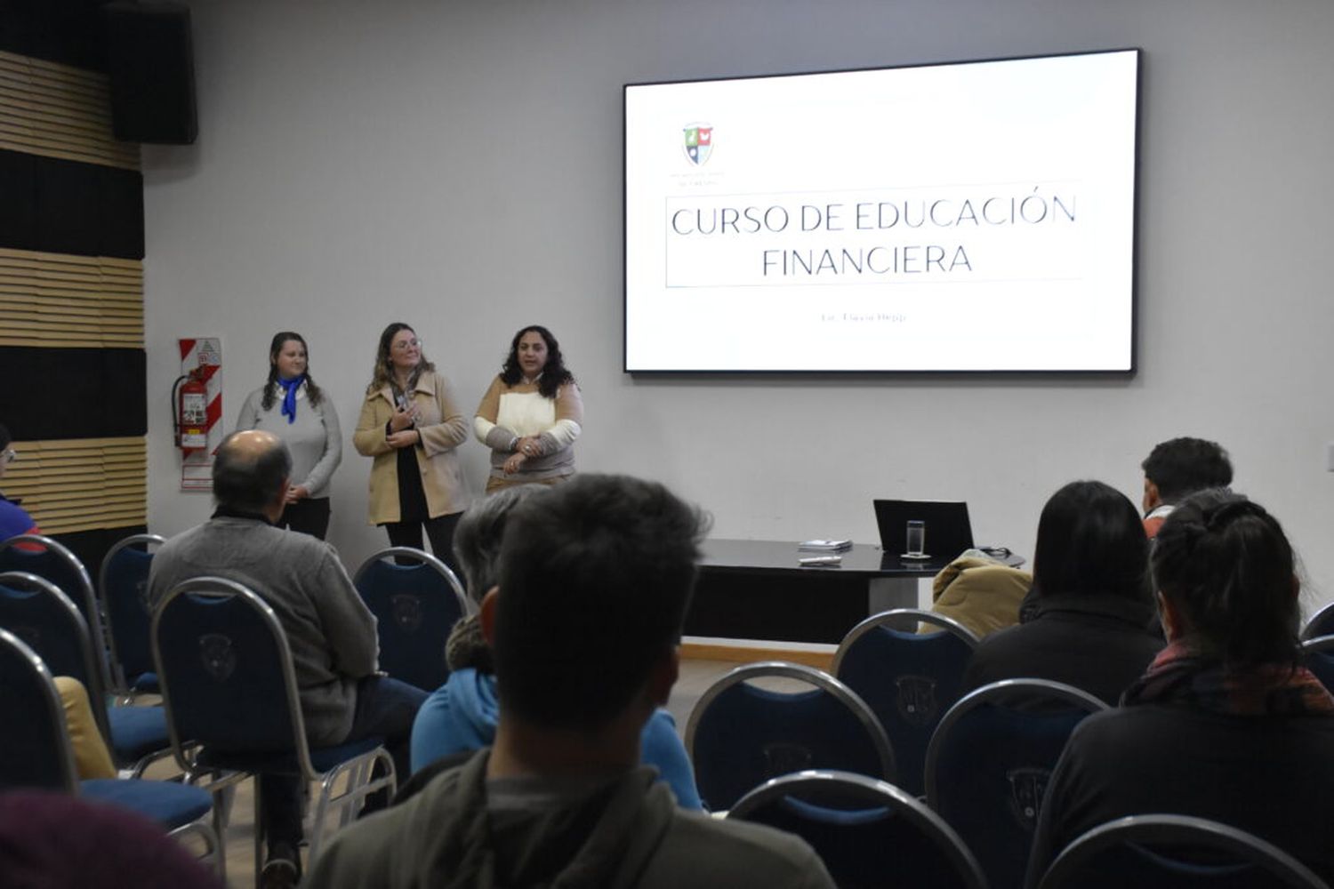 Se dio inicio al programa ‘Educación Financiera’ para mejorar la administración de recursos económicos