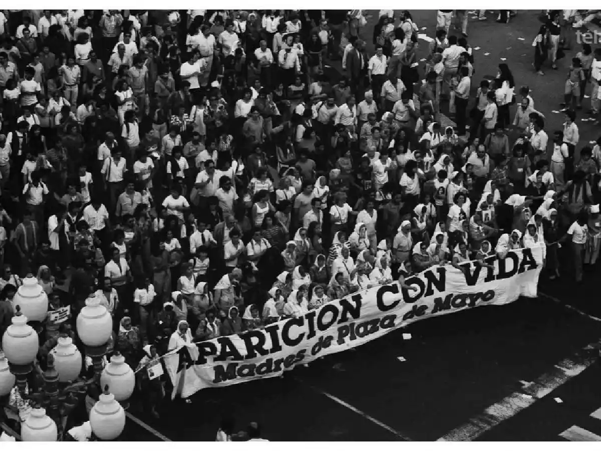 Los indultos de Menem, un intento fallido de cerrar sin justicia una etapa de la historia