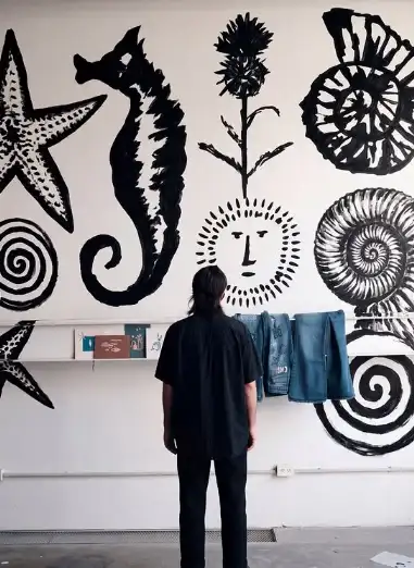 Un gualeguaychuense triunfa en el mundo del diseño e hizo una colaboración con una importante marca del Alto Palermo