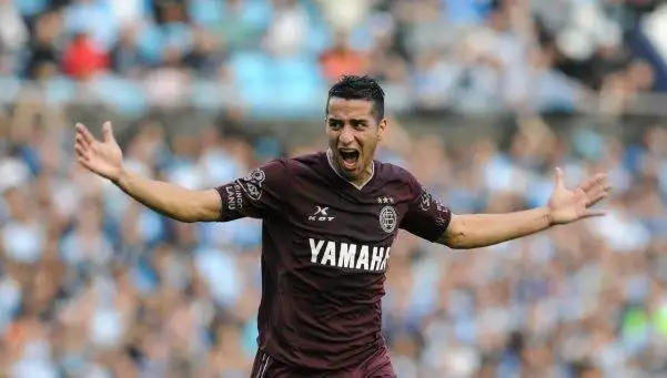 Racing busca ser un Pulpo para sumar más refuerzos
