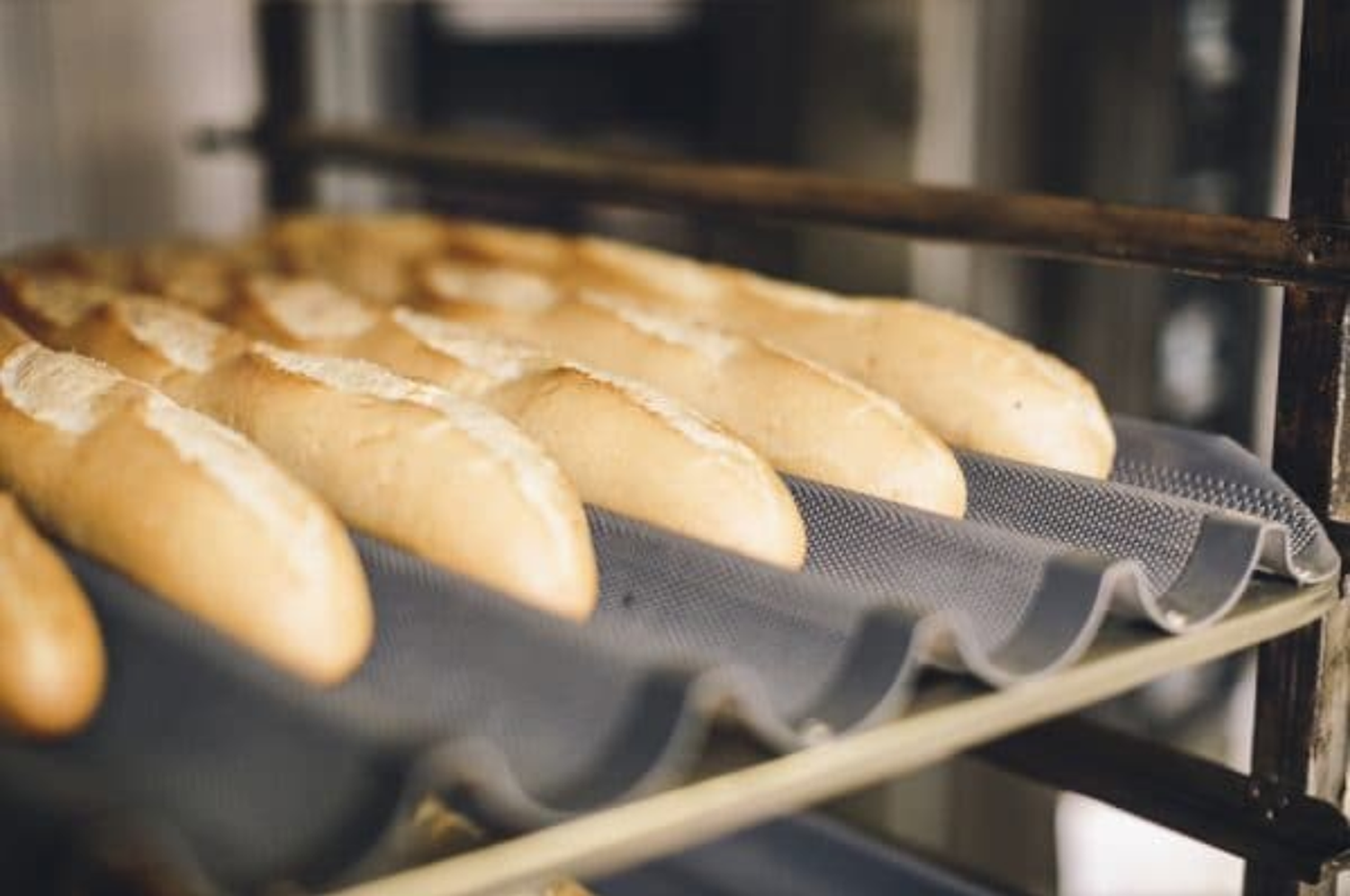 Se acordó con panaderos garantizar el kilo de pan entre $320 y $340