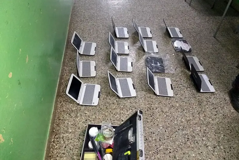 Hallaron 17 computadoras sustraídas en la Escuela 40