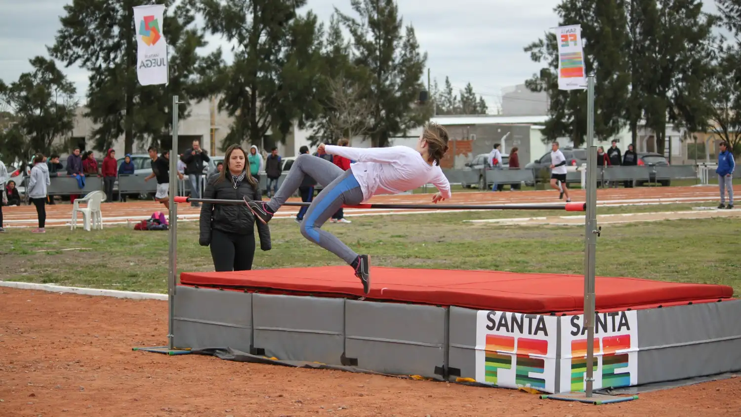 Continúan disputándose las finales regionales de Santa Fe Juega
