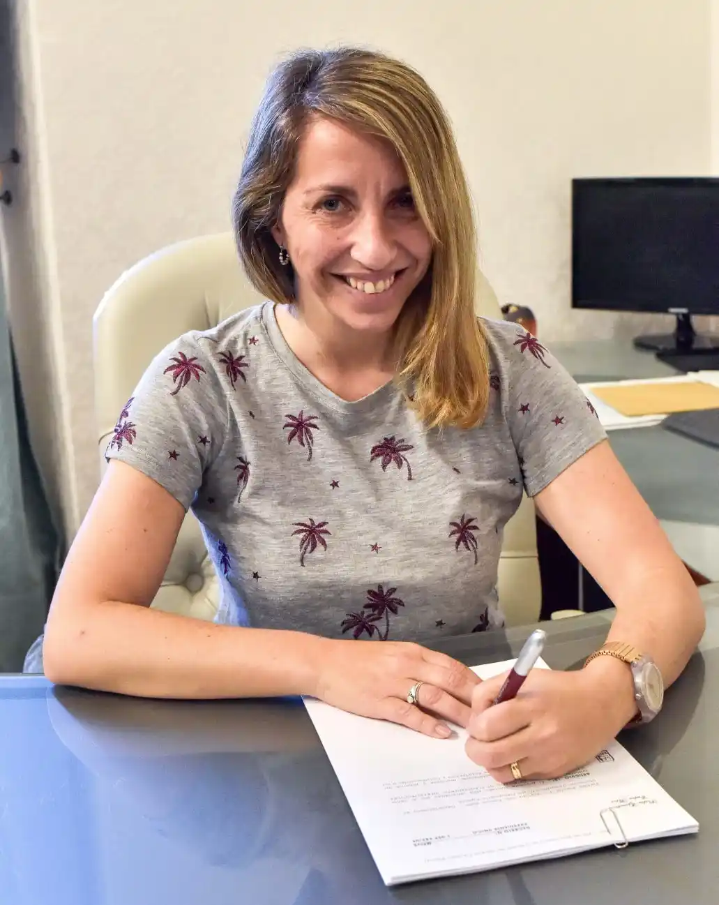 Stratta firmó la adjudicación de obras para la escuela Pedro Radío