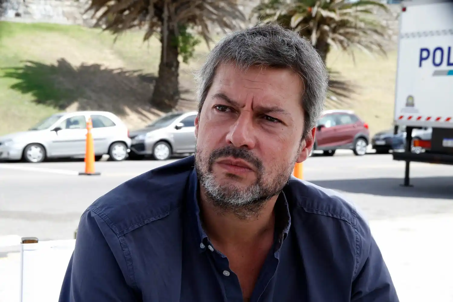 Duro cruce entre un docente y el ministro Lammens por el Previaje