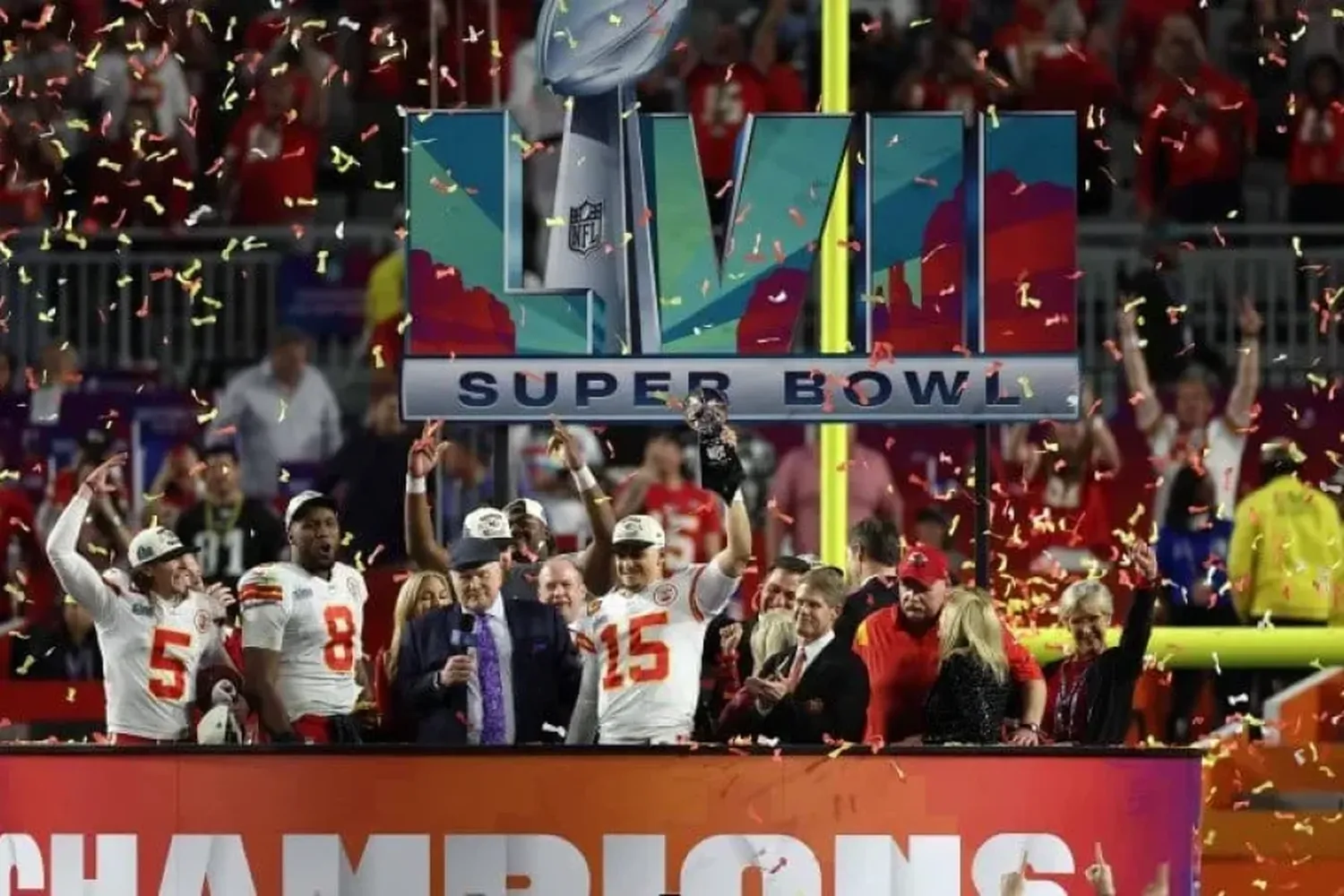 Kansas Chiefs se quedó con el SuperBowl