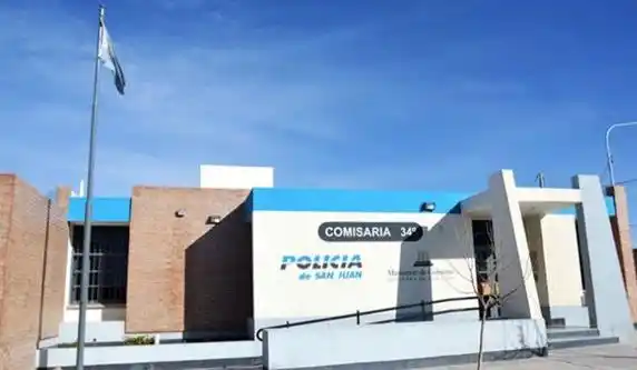 Detenida por abuso de un menor de 14, con quien habría tenido un hijo