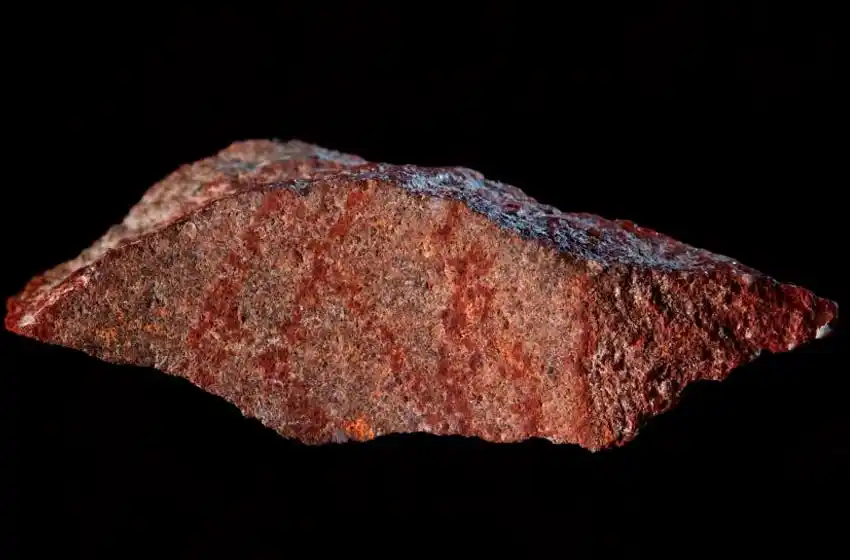 Descubren el dibujo más antiguo hecho por el hombre