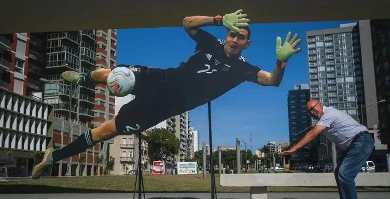 Mar del plata: hinchas del “Dibu” Martínez le hicieron un emocionante homenaje