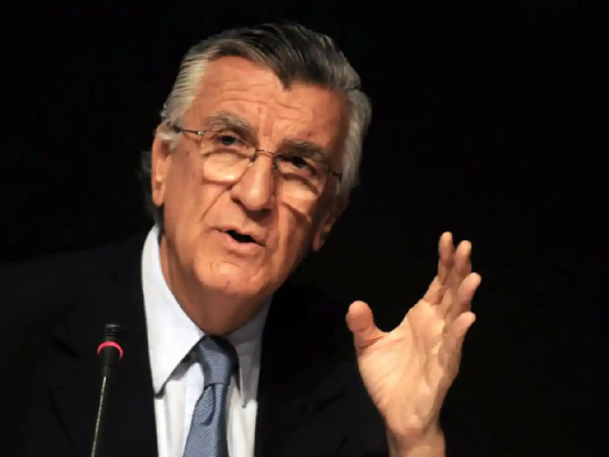 Para Gioja, Caputo debe volver al Congreso o presentar la renuncia 