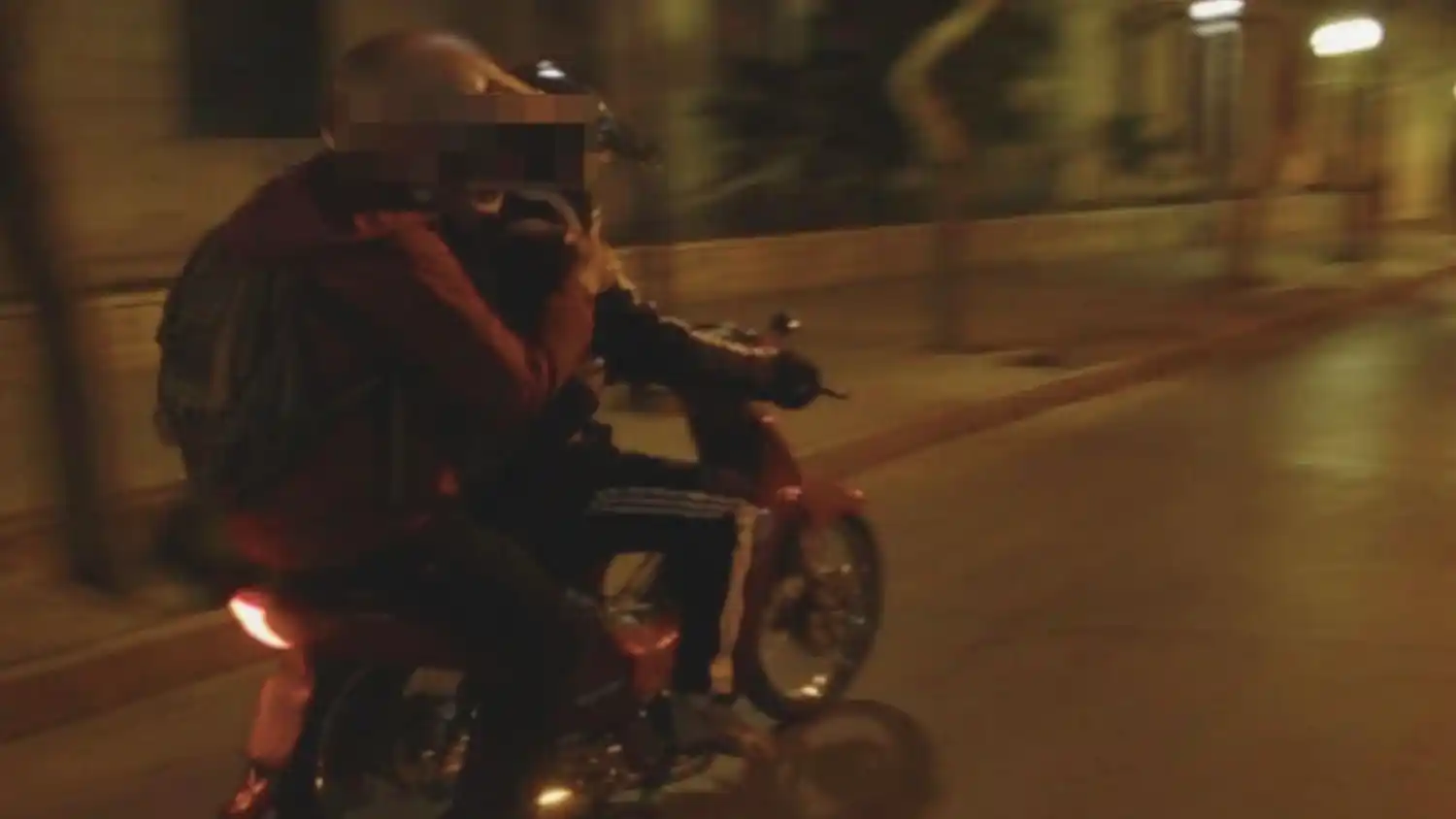 La víctima agradeció que no la tiraron al piso.