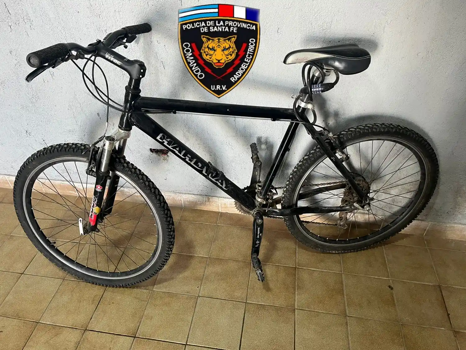 Tras una rápida intervención del CeMU, la GUR y la Policía, recuperaron una bicicleta robada y "descartada"