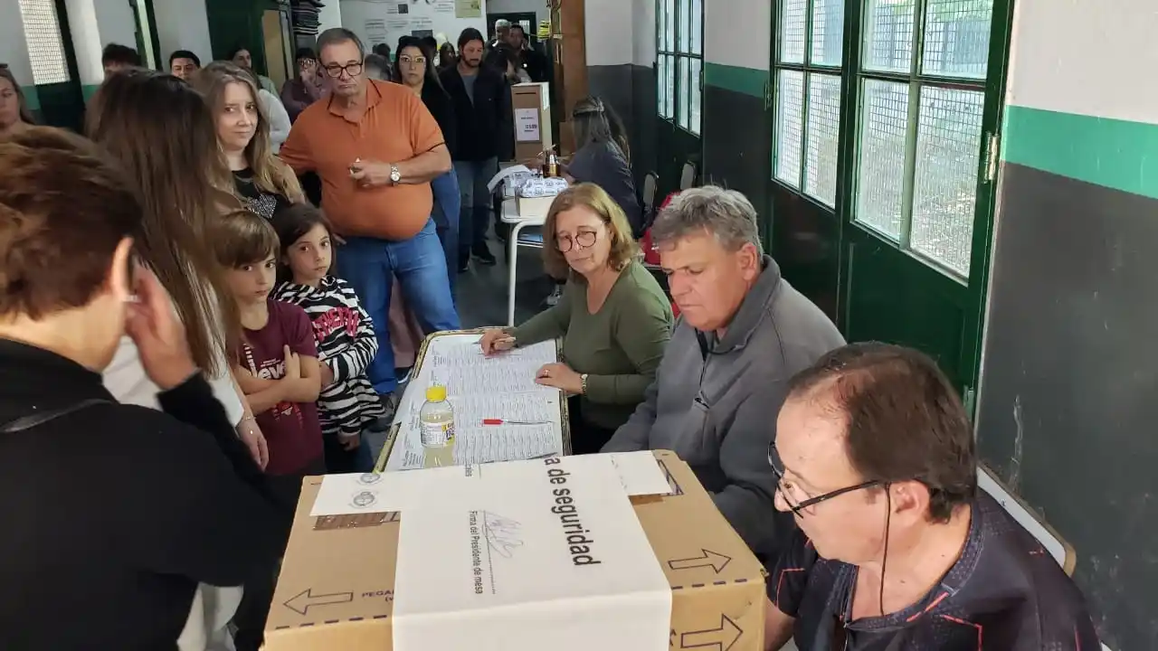Elecciones 2025: en algunas mesas ya votó el 25 por ciento de los electores