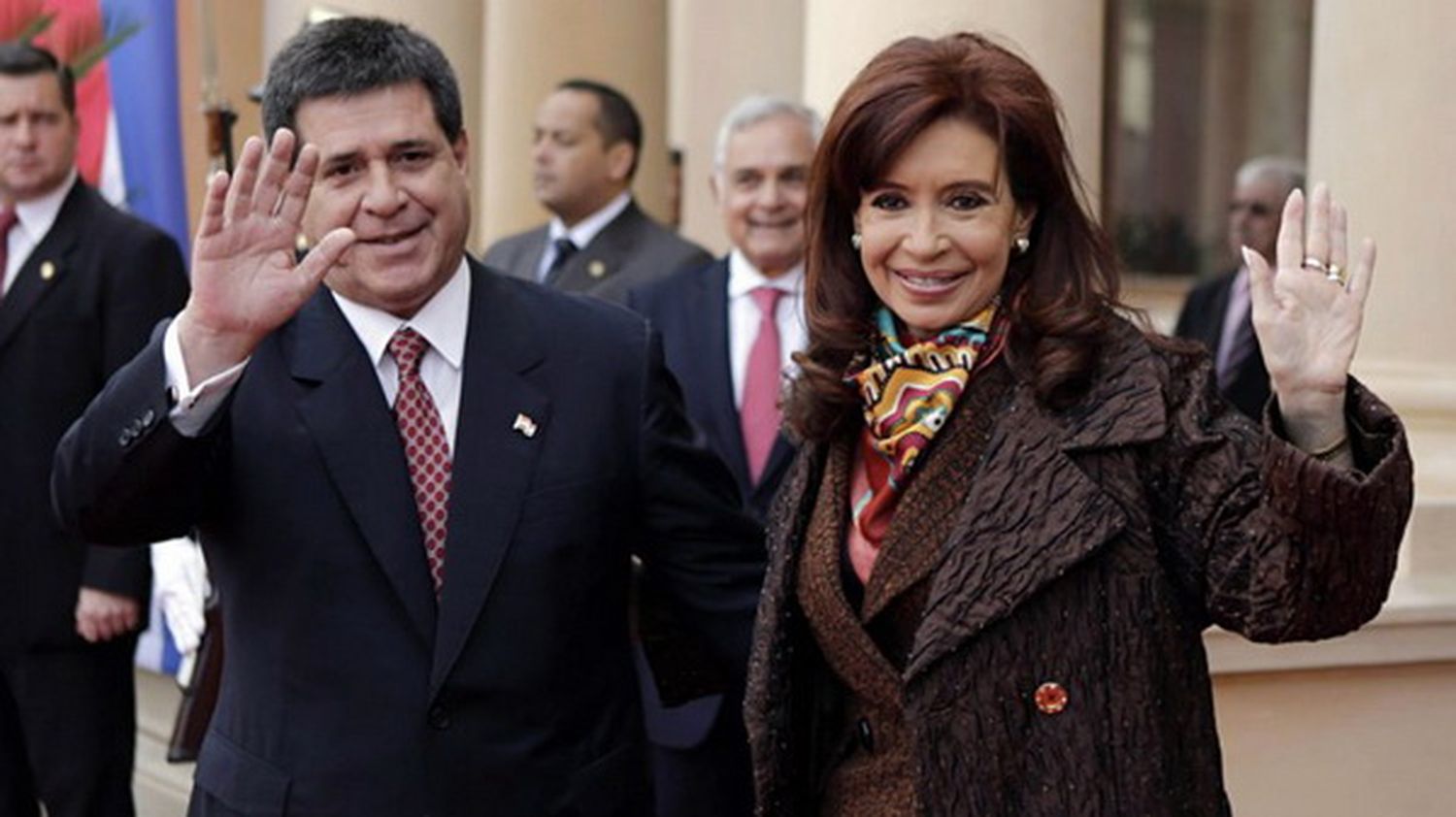 Cristina entregó muebles de Solano López en acto de “reparación histórica”
