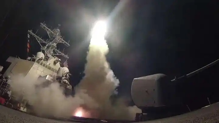 Ataque a Siria: Rusia responde movilizando una fragata armada