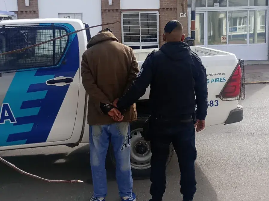 En un calabozo. Permanece privado de la libertad el imputado de “hurto”