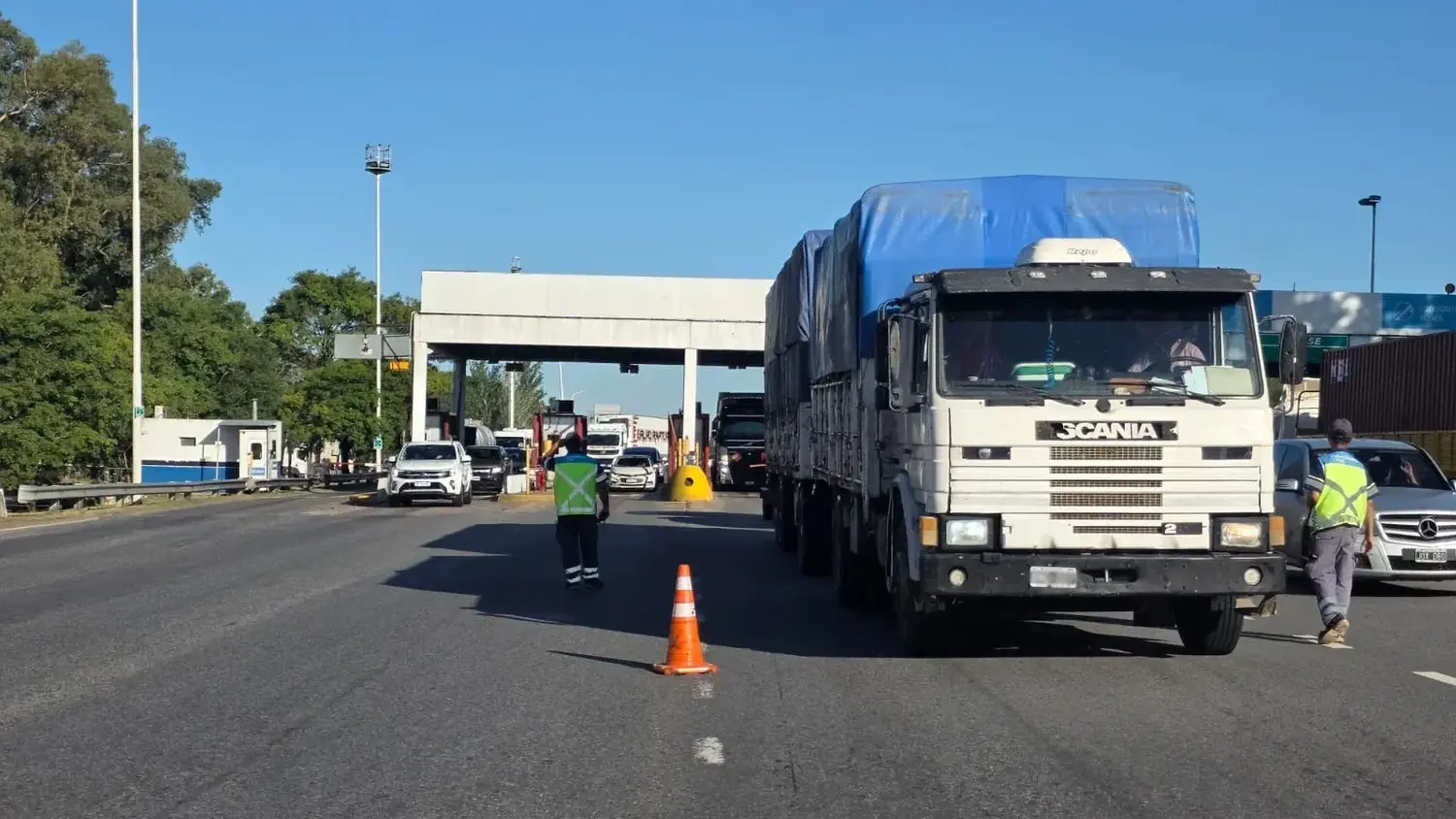 Los controles apuntan a hacer cumplir el uso obligatorio del carril derecho.