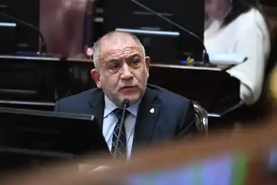 Luis Juez se alejó del PRO, se sumó a La Libertad Avanza en el Senado y Bullrich celebró: “Vamos con todo”
