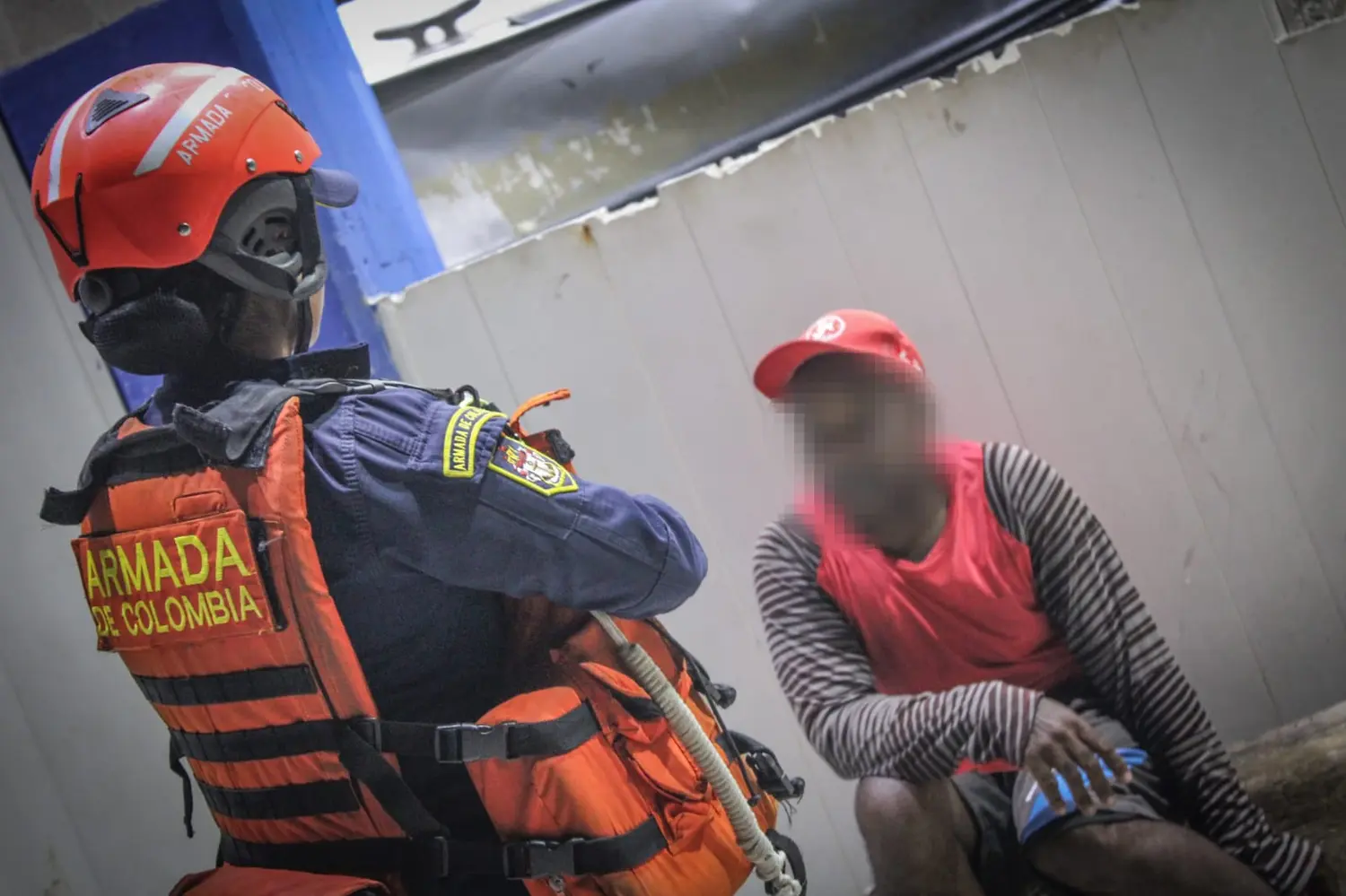 RESCATAN A 27 MIGRANTES de las aguas de San Andrés: al menos 8 son menores de edad
