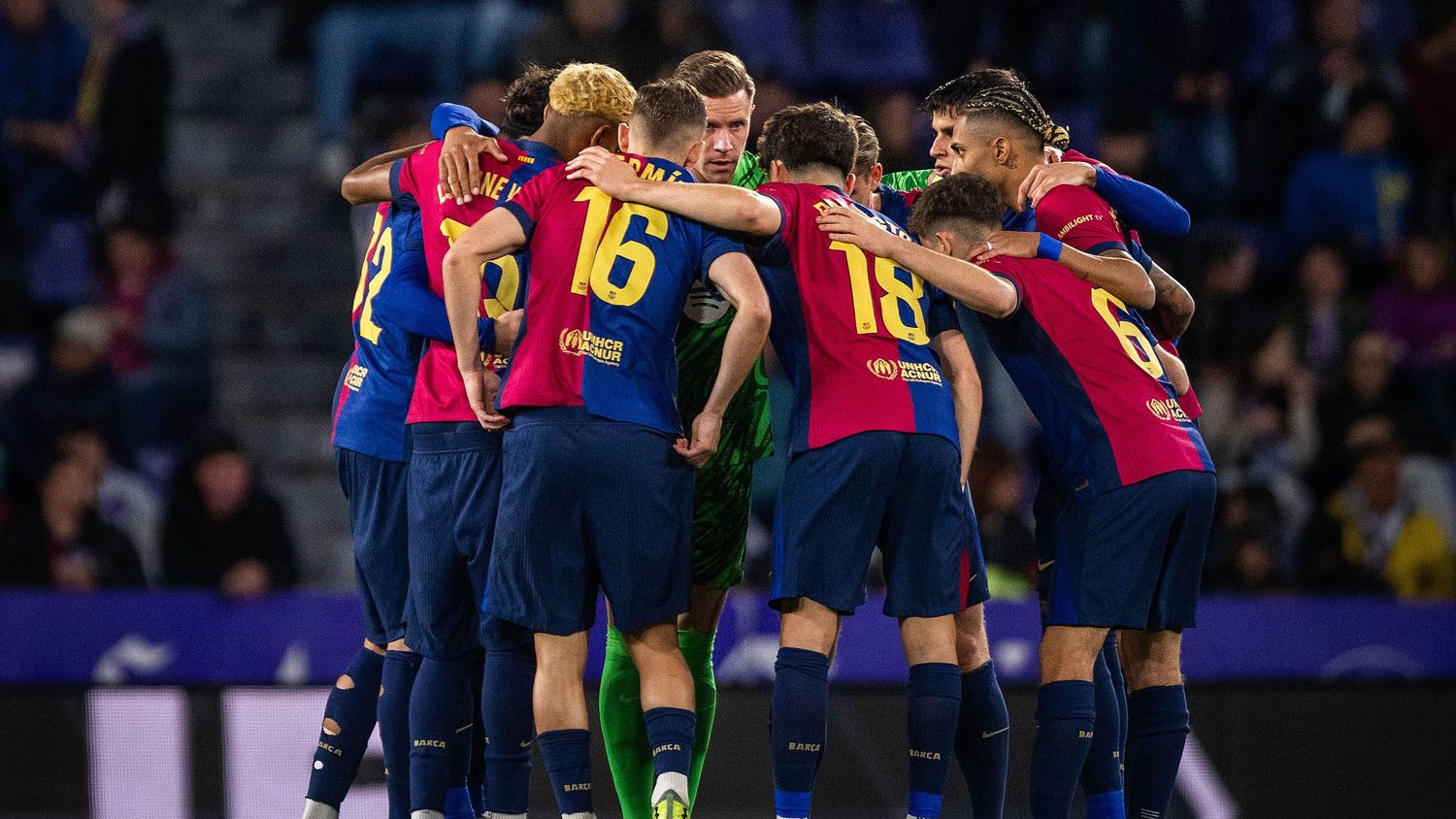El líder Barcelona lo dio vuelta frente a Valladolid