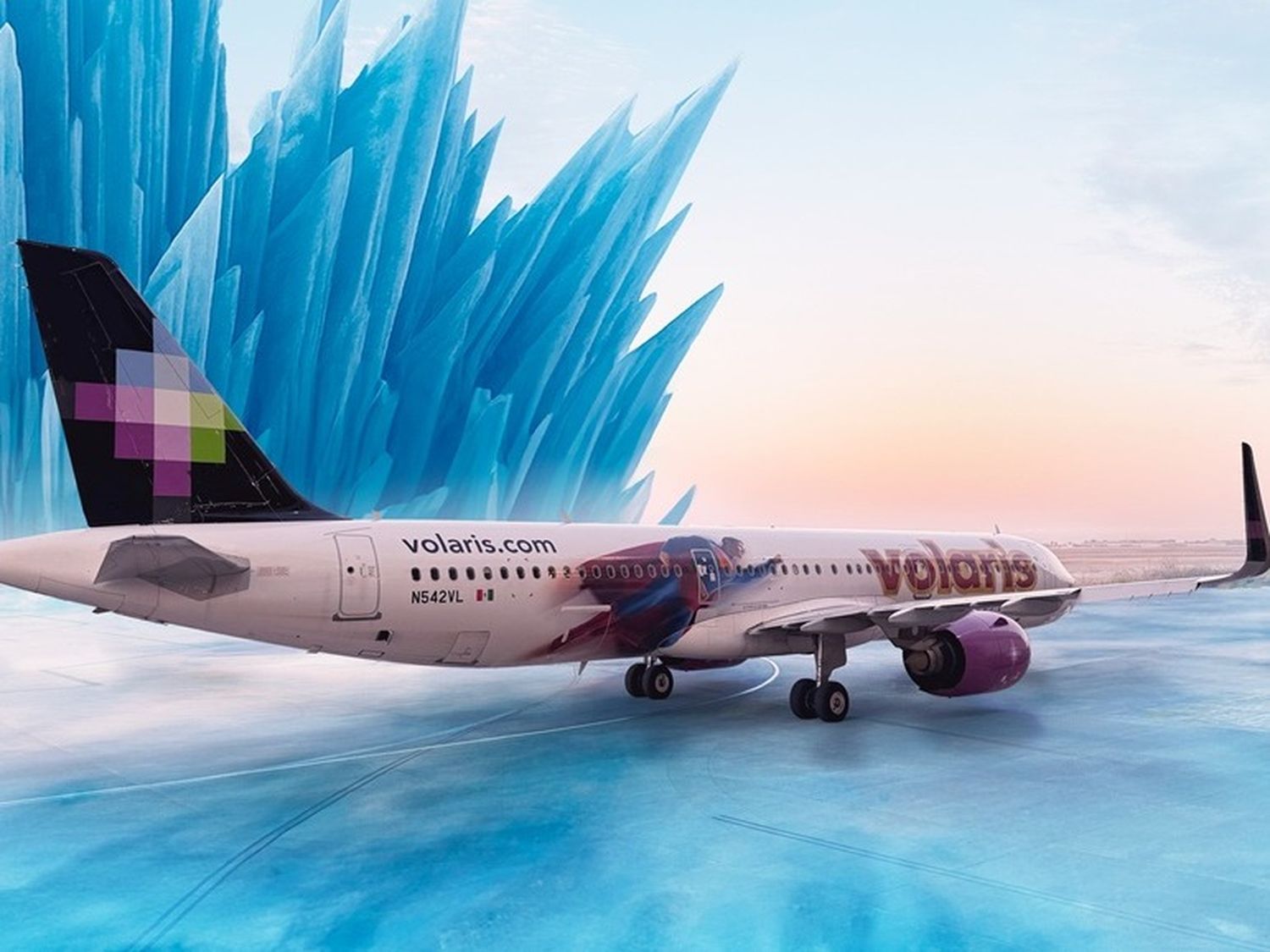 Volaris surca los cielos junto a Superman con un Airbus A321neo de diseño especial