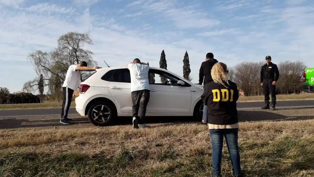 "Cuento del tío" en Olavarría: Tres detenidos, uno de ellos menor de edad, tras engañar a mujer de 89