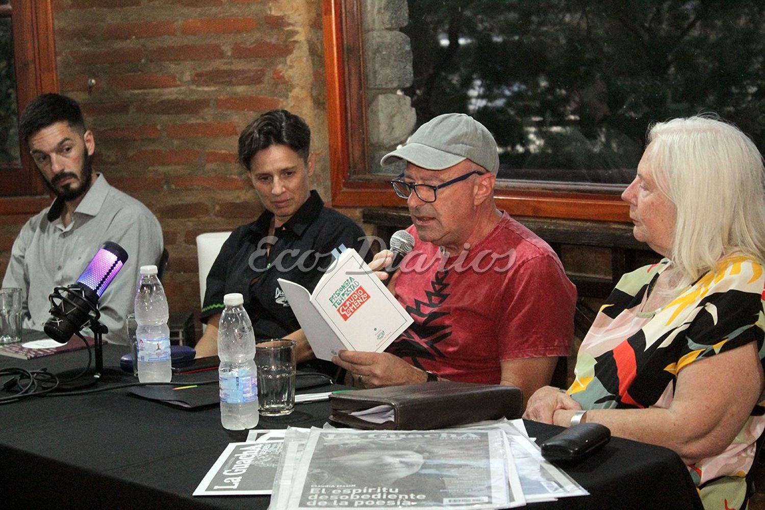 Presentación.  Ayer, se presentaron libros y hoy continúan los talleres