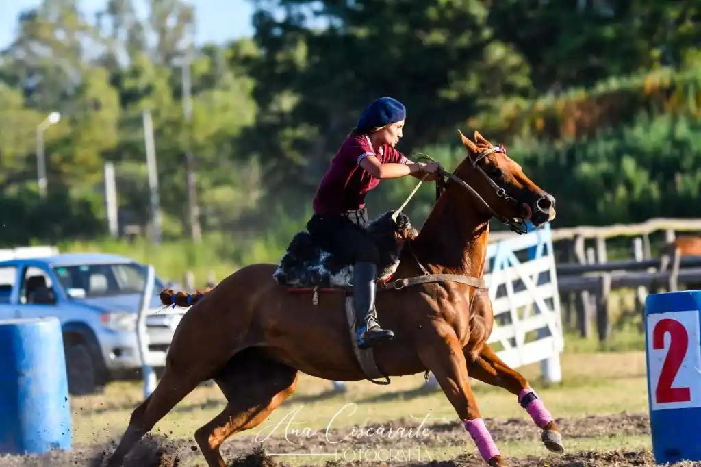 Saladillo reconoce a la mujer rural bonaerense: tradición, trabajo y liderazgo en el campo