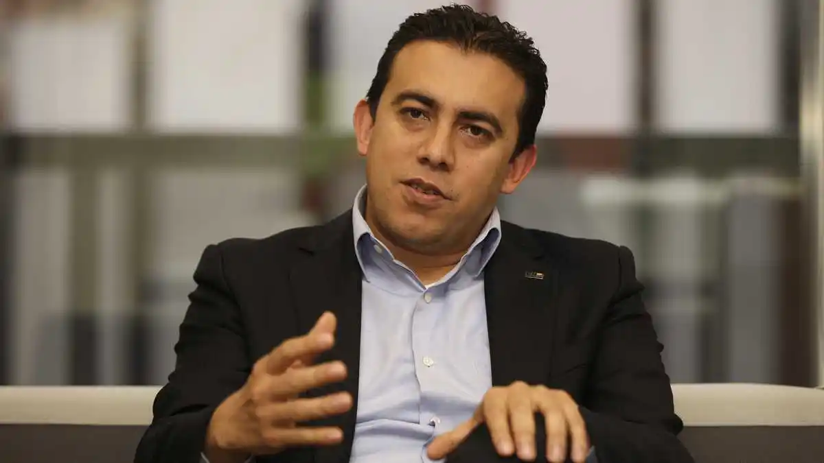 ¡PUSO LA CARA A COLOMBIA! El Registrador Nacional contó todo a Vicky Dávila