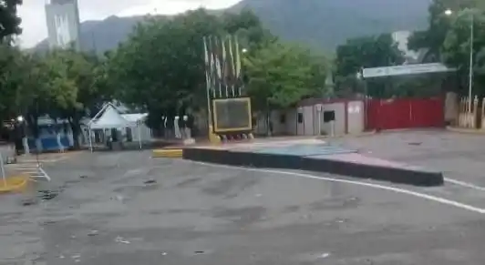 Por lecciones #21Nov cierran la frontera con Colombia