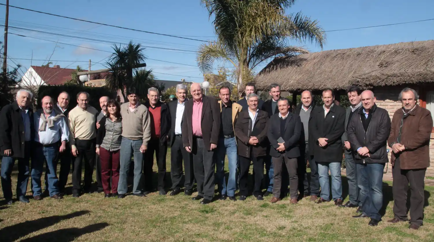 Julián Domínguez encabezó encuentro de Intendentes bonaerenses