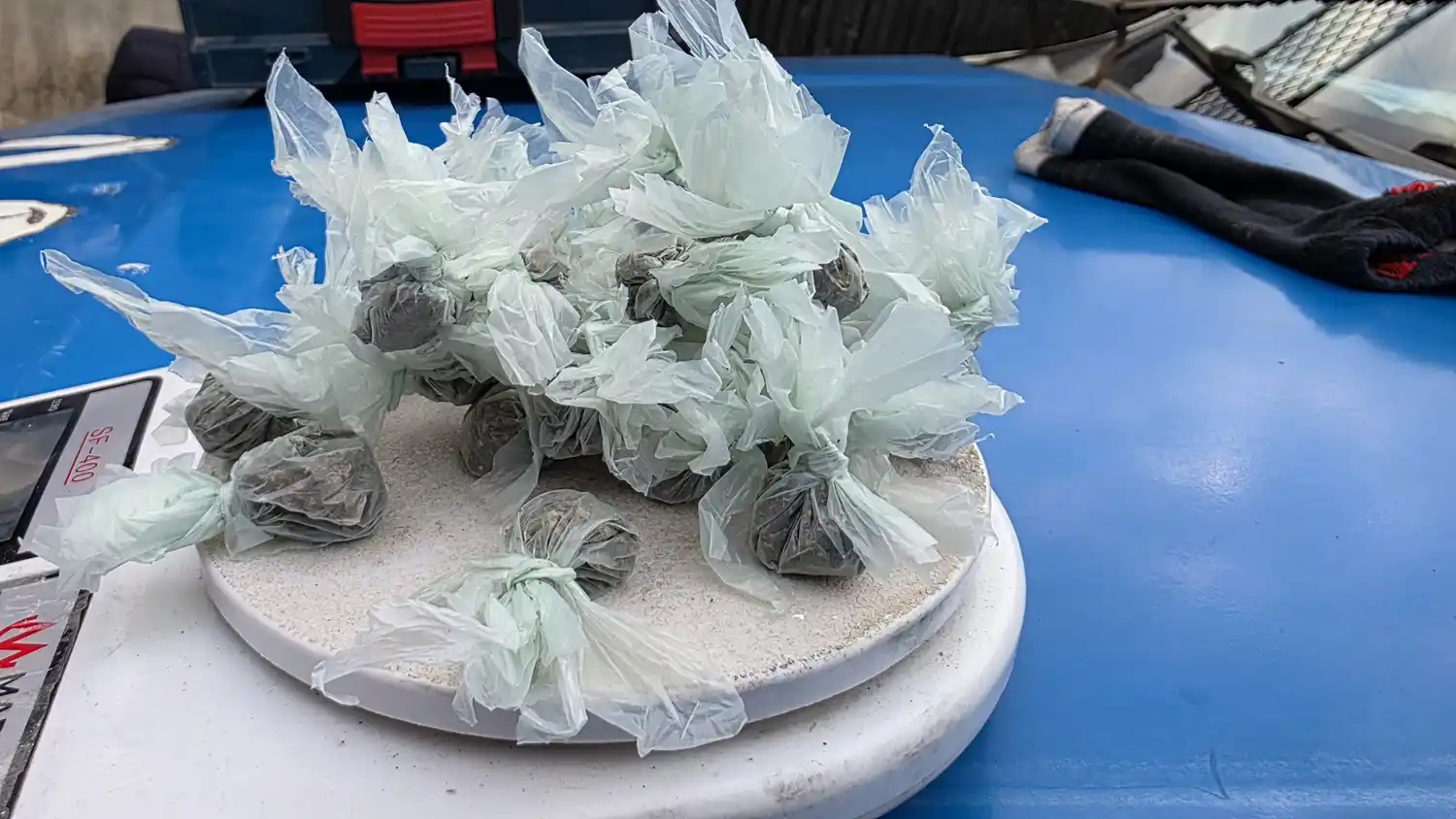 Dos detenidos y droga incautada en distintos procedimientos realizados en la ciudad