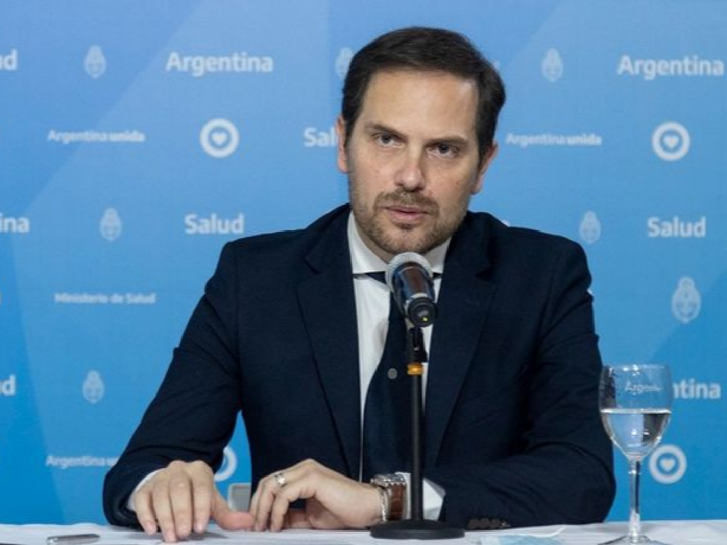 Martín Gill dio positivo e investigan si violó la cuarentena