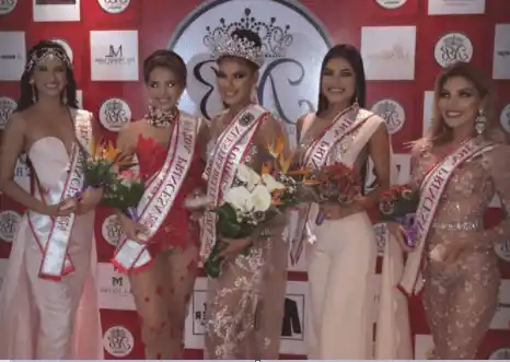 Gabriela Curzi y su cuadro de honor. Foto: Instagram