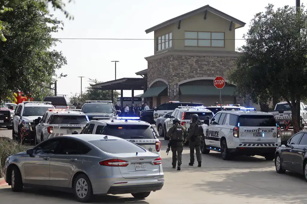 ¡NEUTRALIZADO POR UN POLICÍA! Tirador que mató a 7 personas en mall de Texas habría actuado solo